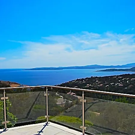 5-star With Panoramic Sea Views Apartment