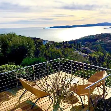 Apartment 5-star With Panoramic Sea Views *