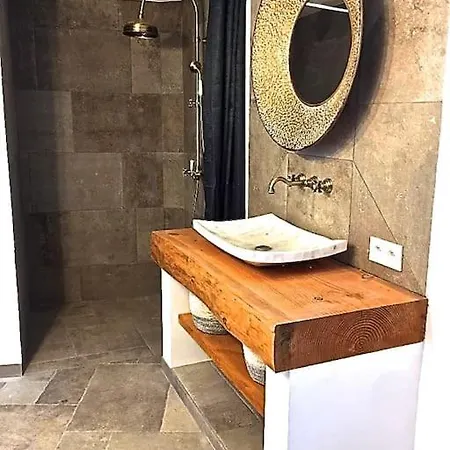 5-star With Panoramic Sea Views